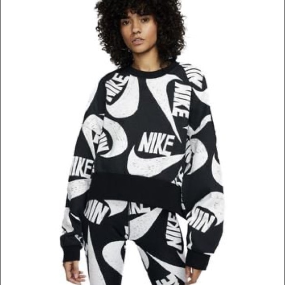 Nike Nsw Icon Clash Graffiti Doodle 